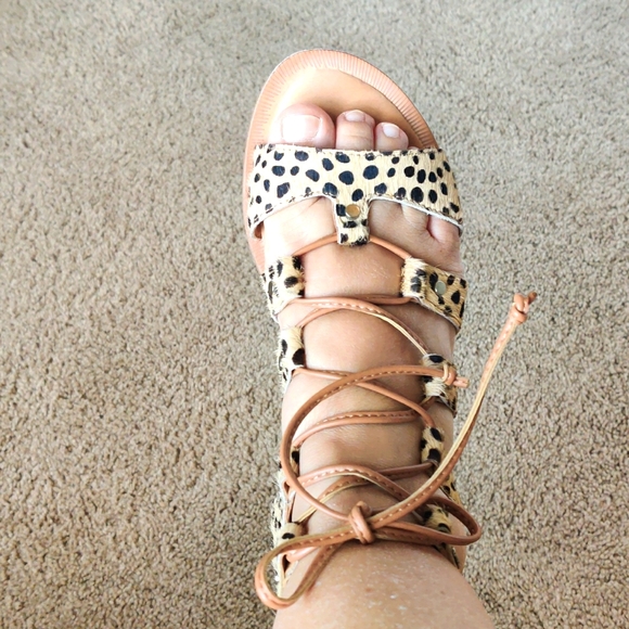 Dolce Vita Leopard Sandals - Picture 3 of 4